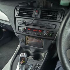 BMW 1シリーズ　116i    アルピンホワイト F20の画像