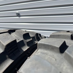 MTタイヤ　 ダンロップ　195R16　２０１９年制　７～８部山の画像