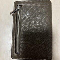 ブレイリオ　モルビド　バーティカルウォレット