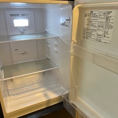 【受け渡し者決定】冷蔵庫140L　の画像