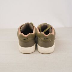 良品 NIKE スニーカー GTS97 23.5cmの画像