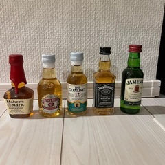 ウィスキーミニボトル5種の画像
