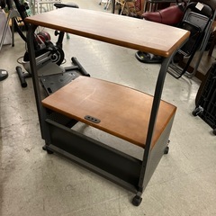 T2507-153 スライド式 パソコンデスク キャスター付き キズ汚れ有りの画像