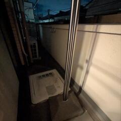 物干し竿　石の土台とセットの画像