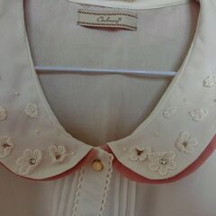 新品 ブラウスの画像