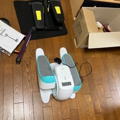 座ったまま足踏みできる健康器具、1000円でお譲りします！