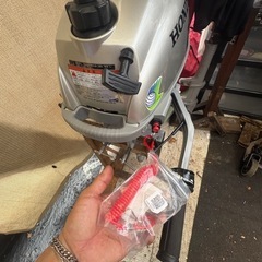ホンダ2馬力船外機の画像