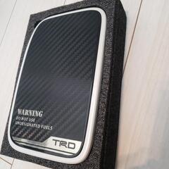 ハイエース TRD フューエルカバーの画像