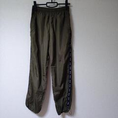 ウィンドブレーカー上下の画像