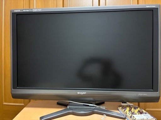 AQUOS LC-40AE7 [40インチ]　 世界の亀山モデル