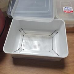 お弁当箱、タッパーなどの画像