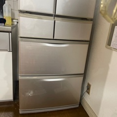シャープ　　冷蔵庫　　の画像
