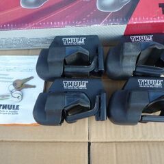 【値下げ】THULE　スーリー　ルーフベースキャリア　415　ルーフレール対応の画像