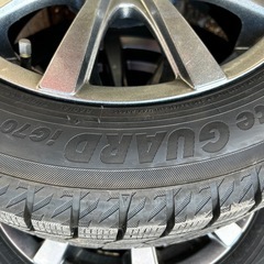 【最終】
スタッドレスタイヤ4本　 アルミホイールセットの画像