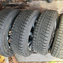 【最終】
スタッドレスタイヤ4本　 アルミホイールセットの画像
