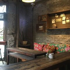 一緒にコンカフェ行きませんか？　オタクです。