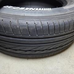 215/65r16 グッドイヤー ホワイトレターの画像