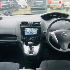 平成24年日産セレナ HYBRID  距離　63,500KM  の画像