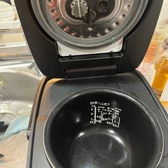 炊飯器の画像