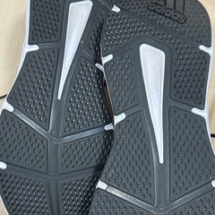 受渡者決定adidas スニーカー 屋外未使用28.0cm cloudfoam の画像