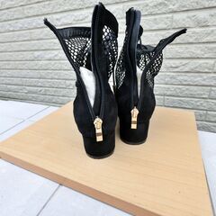 ❺ブーツ他色々の画像
