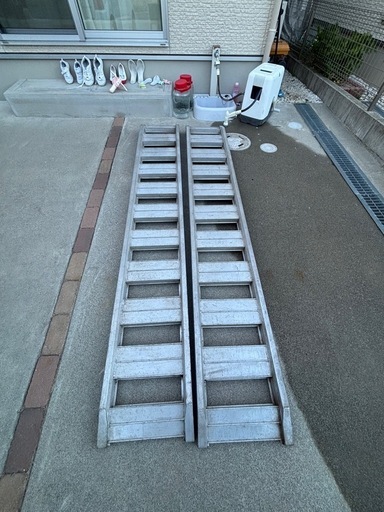 スーパーアルミブリッジ1.2t，2本