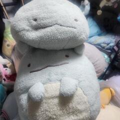 すみっコぐらし　トカゲちゃんおっきな2点