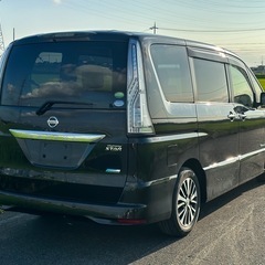 日産 セレナ Nissan Serena の画像
