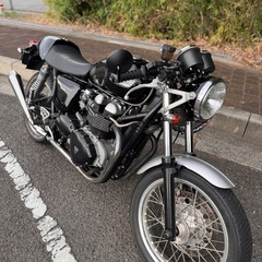 現車確認可　値下げ中　トライアンフ　スラクストン900