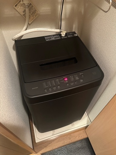 【2023年式】アイリスオーヤマ　洗濯機　人気のブラック
