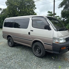 100系 ハイエース　トヨタの画像