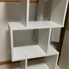 7/18まで　日時はいつでもOK　
　本棚の画像