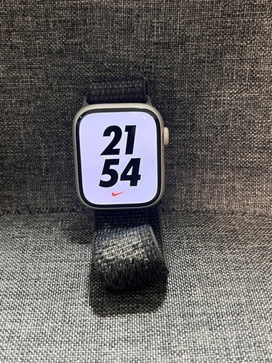 激安　Apple Watch 7 NIKEコラボ　45mm GPSモデル