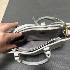 ショルダーバッグの画像