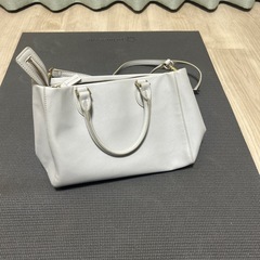 ショルダーバッグの画像