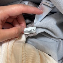 エレンカーレデュエ(ELENCARE DUE)ワンピースとindex Tシャツの画像