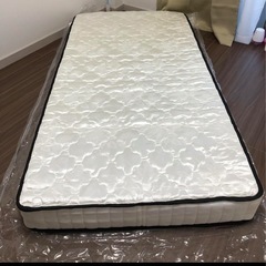 高密度ポケットコイルマットレス(新しい)
の画像