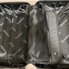 キャリーケース　スーツケースの画像