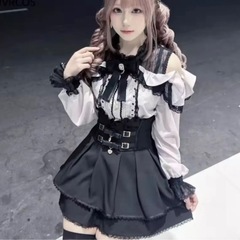 地雷系量産型サブカル系お洋服の画像