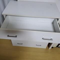 白の木目調　チェスト？　タンス？の画像