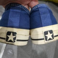 CONVERSE ネイビー スニーカー　27.5の画像