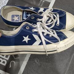 CONVERSE ネイビー スニーカー　27.5の画像