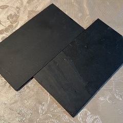 花台 生花用 花敷 2枚セット 天然石 黒雲母？ 約16.5cm×29.8cm 重量2.3kgの画像