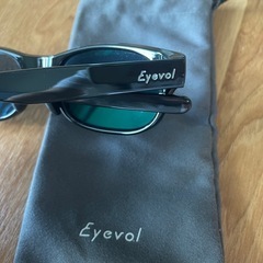 未使用品　
eyevol サングラスの画像