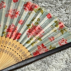 花柄  扇子  
の画像