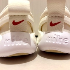 【7/31まで】新品NIKEベビーシューズ9cmの画像