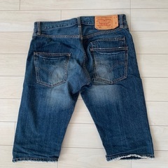 【再々値下】バラ売り可能
★LEVI'S/リーバイス デニムハーフパンツ 2着セット W30メンズ M相当/501/505の画像