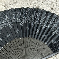 ペイズリー柄  扇子の画像