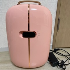 【500円】コスメクーラー　小型冷蔵庫