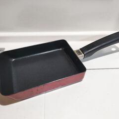 調理器具4点セット　フライパン、卵焼き器、鍋（大）、鍋（小）、の画像